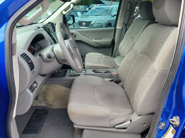 Used 2014 Nissan Frontier SV w/ SV Value Truck Package RWD image 19