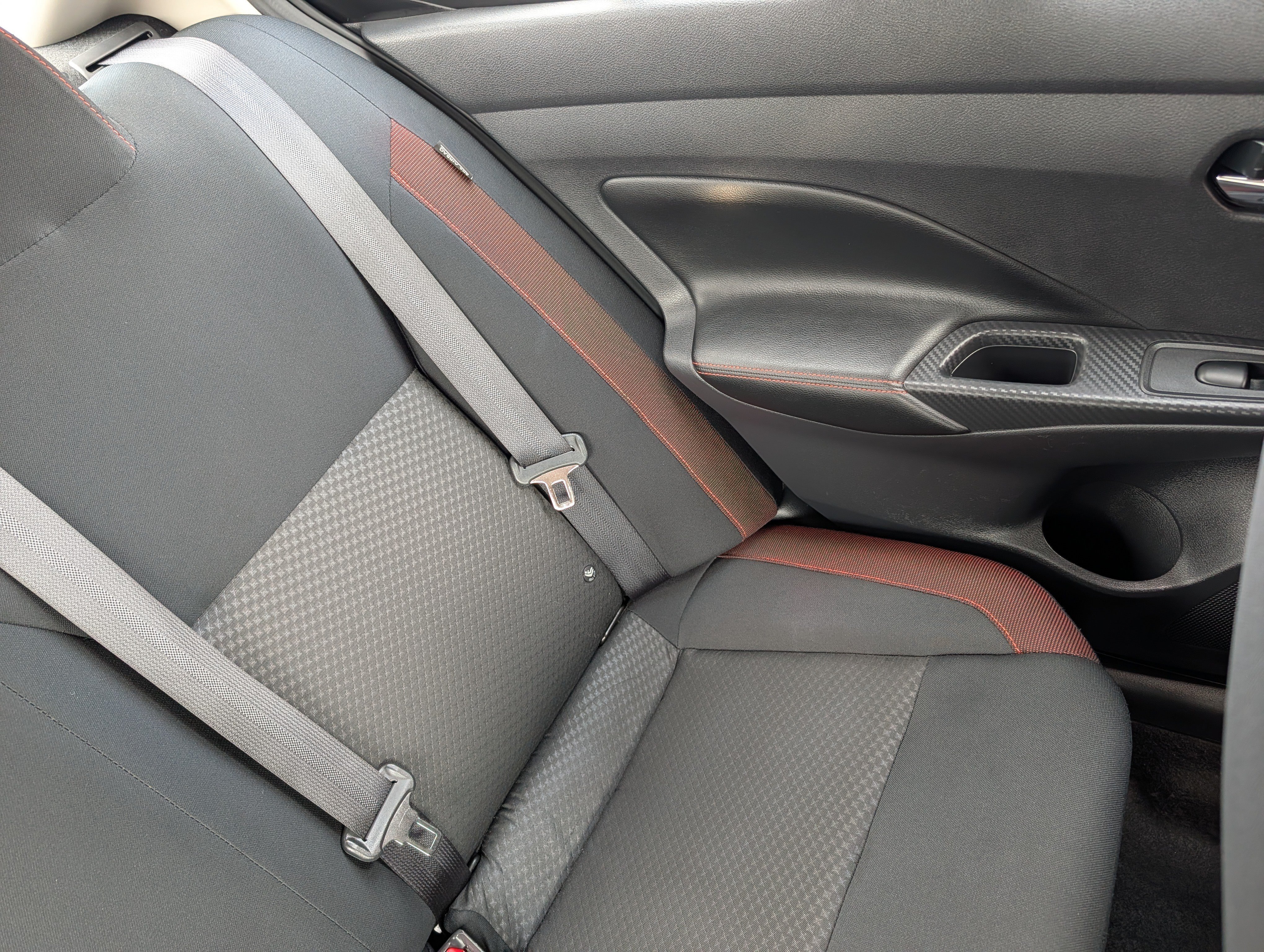 Used 2024 Nissan Versa SR FWD image 14