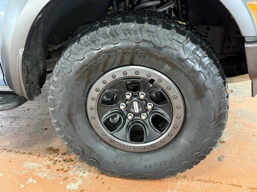 Used 2023 Ford F150 Raptor w/ Raptor Carbon Fiber Package image 10