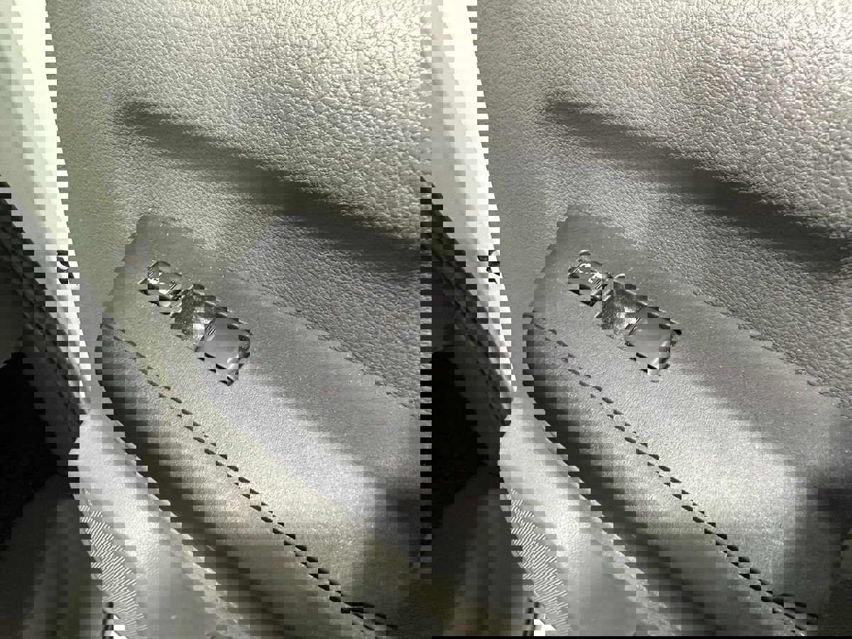 Used 2014 Nissan NV 2500 SV image 15