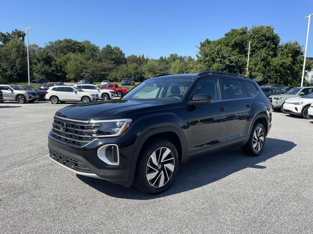 New 2026 Volkswagen Atlas SE FWD image 3