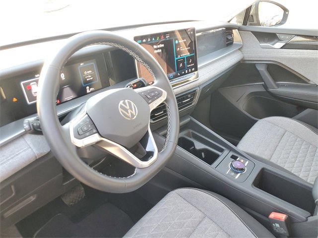 Certified 2025 Volkswagen Tiguan S image 18