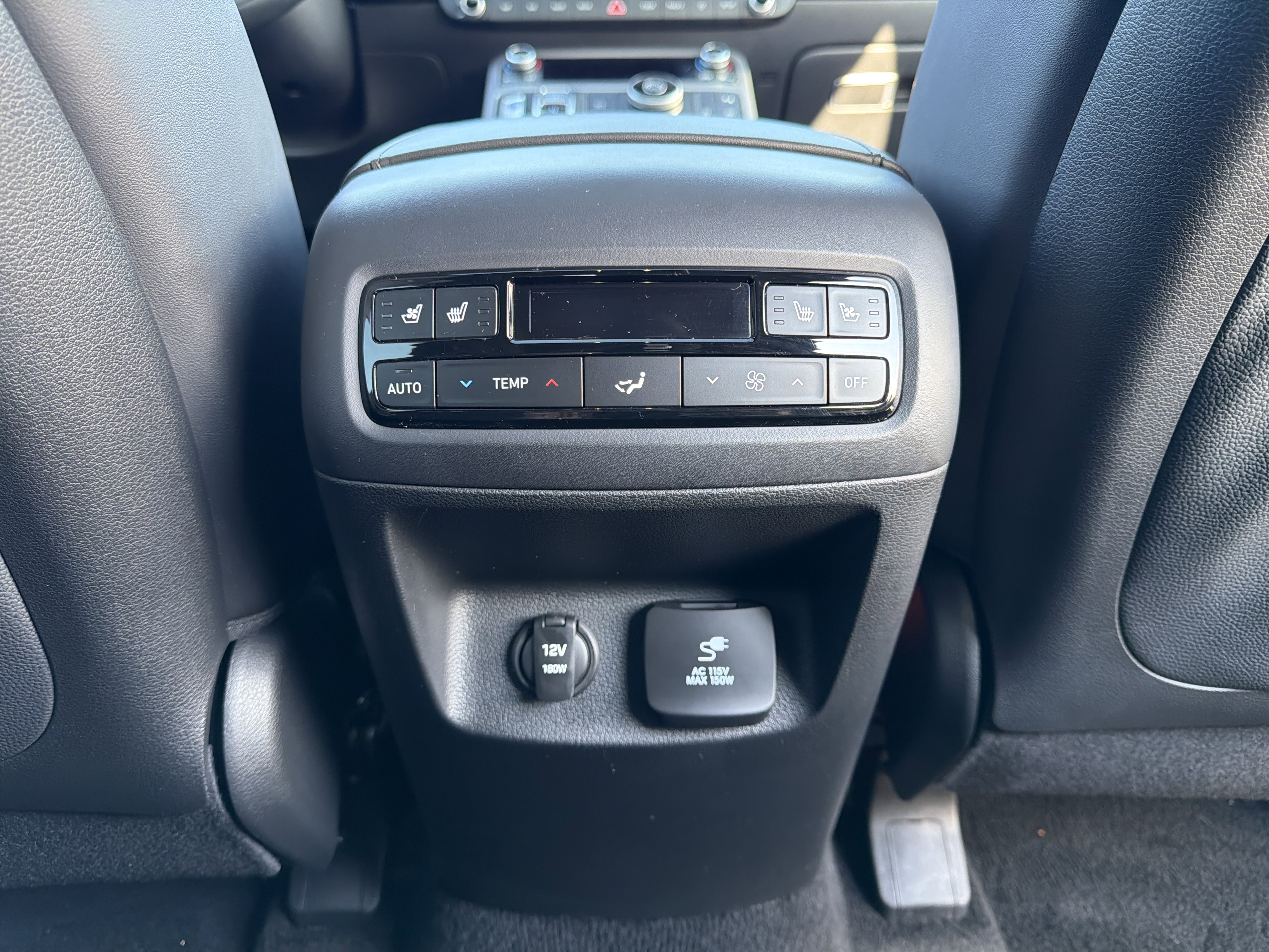 Used 2024 Hyundai Palisade Calligraphy image 31