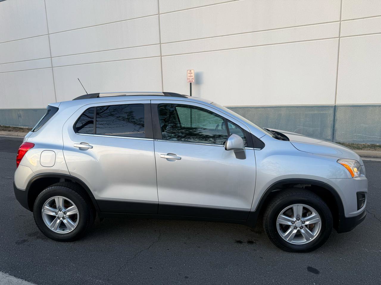 Used 2016 Chevrolet Trax LT w/ LT Convenience Package image 11