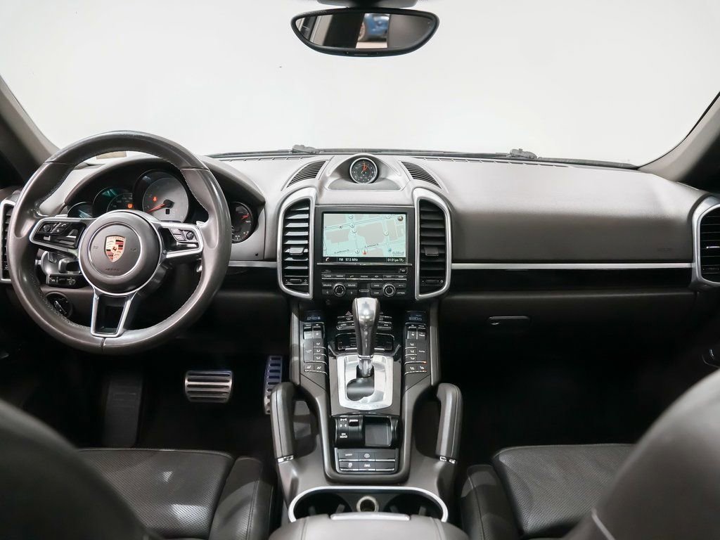 Used 2016 Porsche Cayenne S image 20