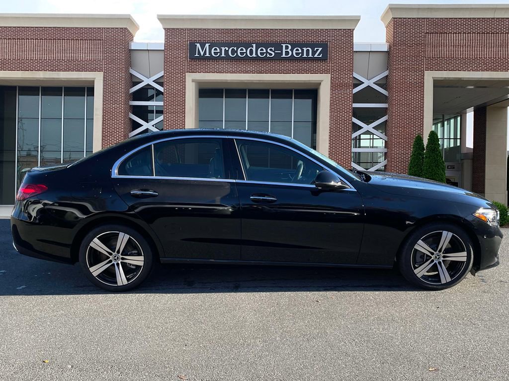 Certified 2025 Mercedes-Benz C 300 Sedan image 4