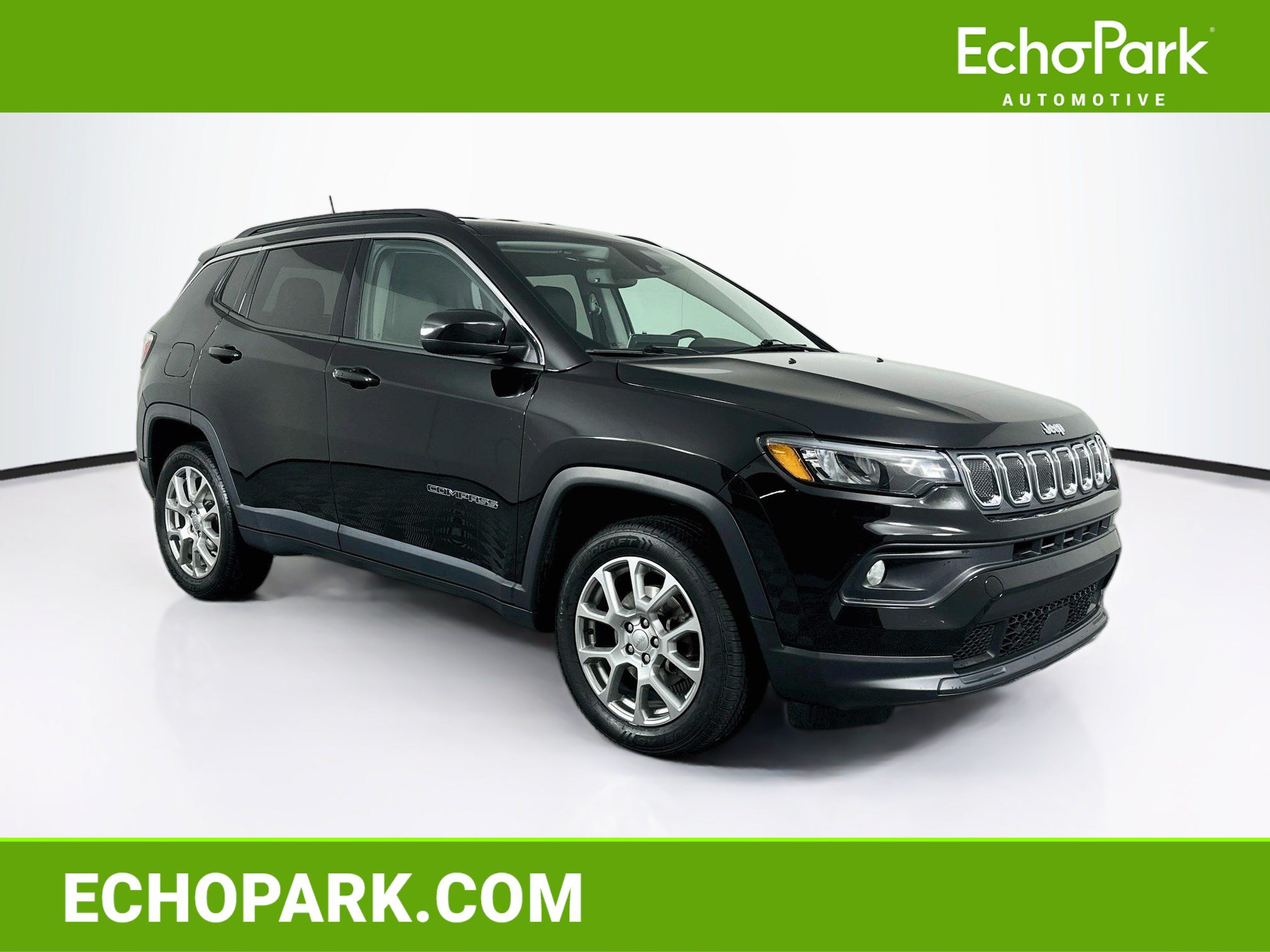Used 2022 Jeep Compass Latitude AWD/4WD image 1