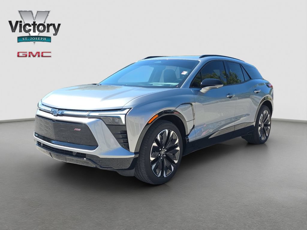 Used 2024 Chevrolet Blazer EV RS RWD image 3