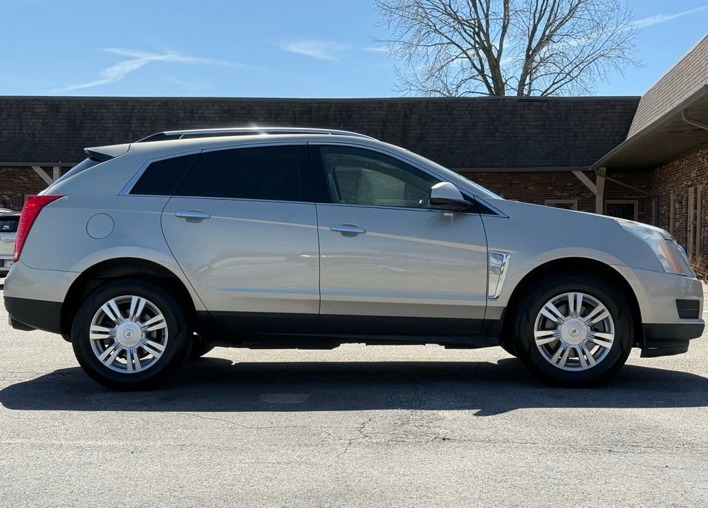 Used 2016 Cadillac SRX Luxury image 6