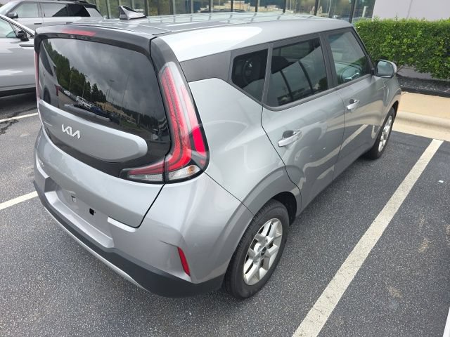 Certified 2024 Kia Soul LX w/ Option Group 015 FWD image 6