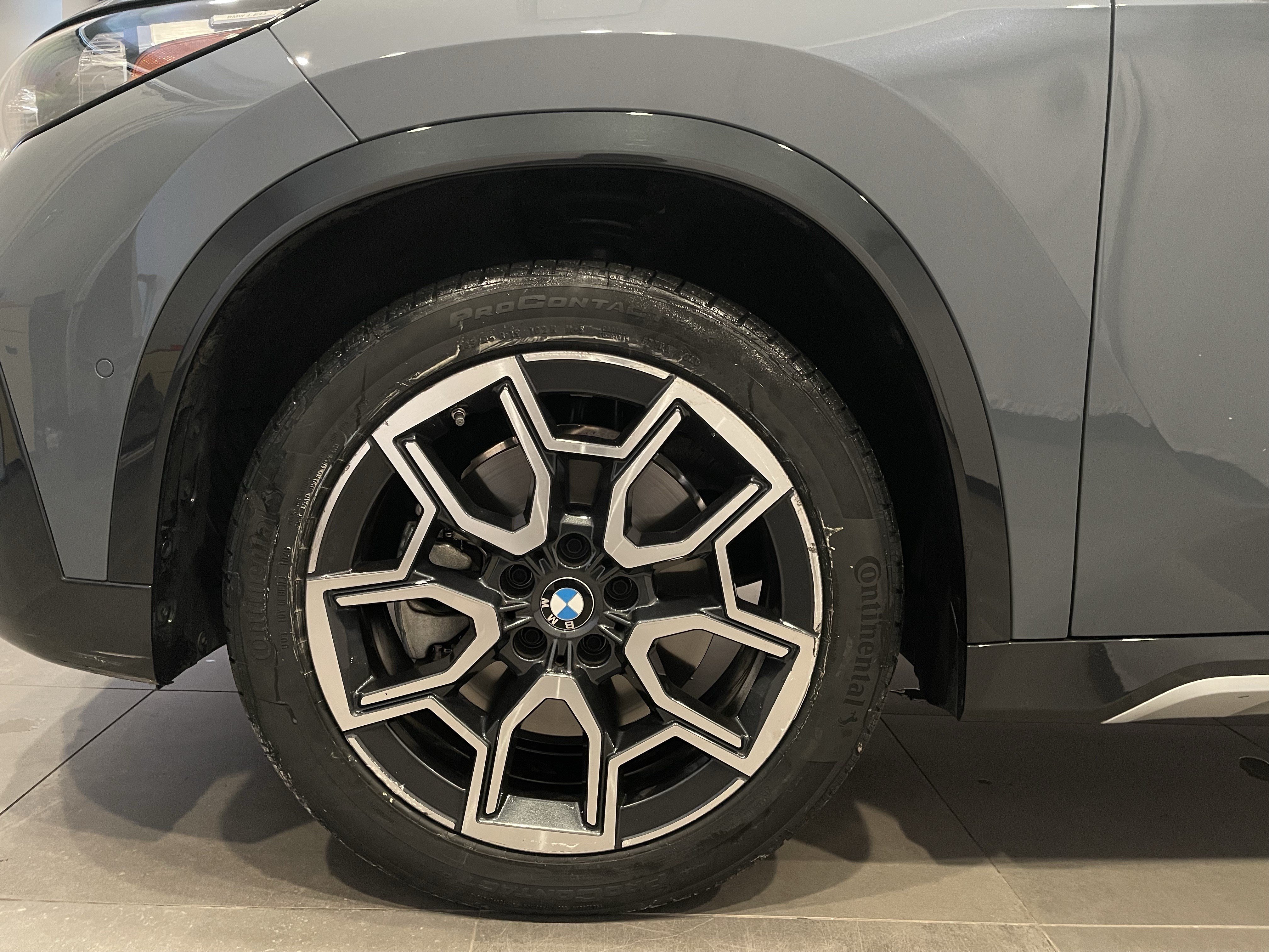 Certified 2023 BMW X1 xDrive28i w/ Premium Package AWD/4WD image 7
