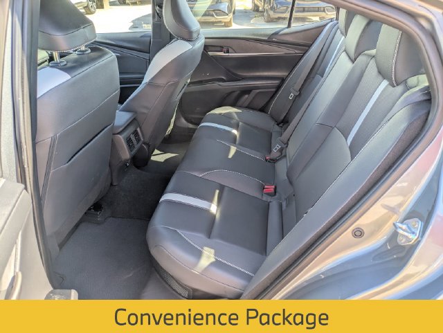 Used 2025 Toyota Camry SE w/ Convenience Package FWD image 23