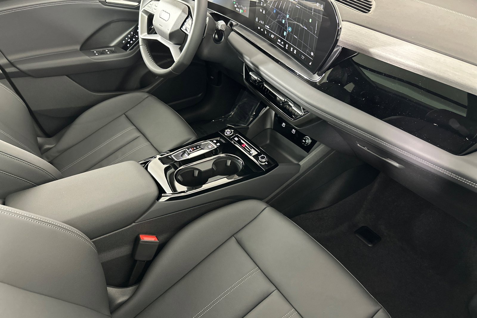 New 2025 Audi Q6 e-tron Premium Plus RWD image 15