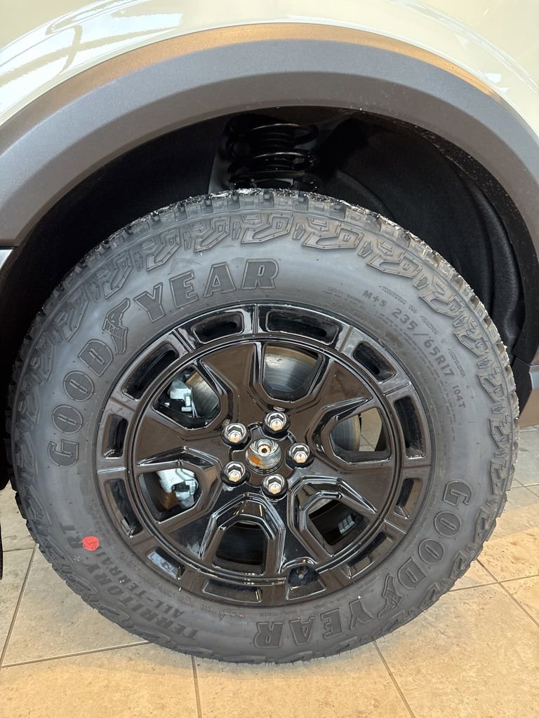 New 2025 Ford Bronco Sport Outer Banks w/ Sasquatch Outer Banks Package AWD/4WD image 25