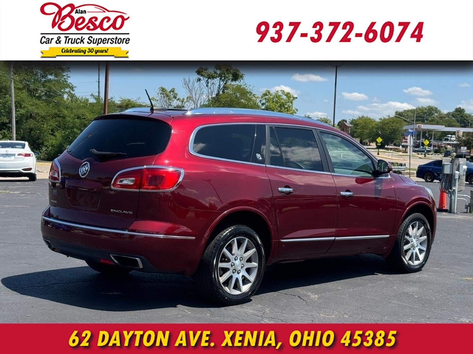 Used 2017 Buick Enclave Leather FWD image 4