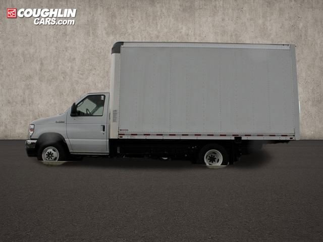 New 2025 Ford E-350 and Econoline 350 Super Duty w/ Power Equipment Group image 6