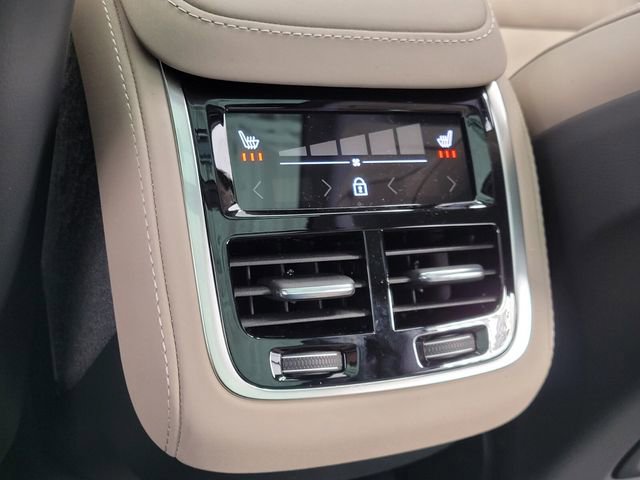 New 2026 Volvo XC90 B6 Plus w/ Protection Package Premier AWD/4WD image 10