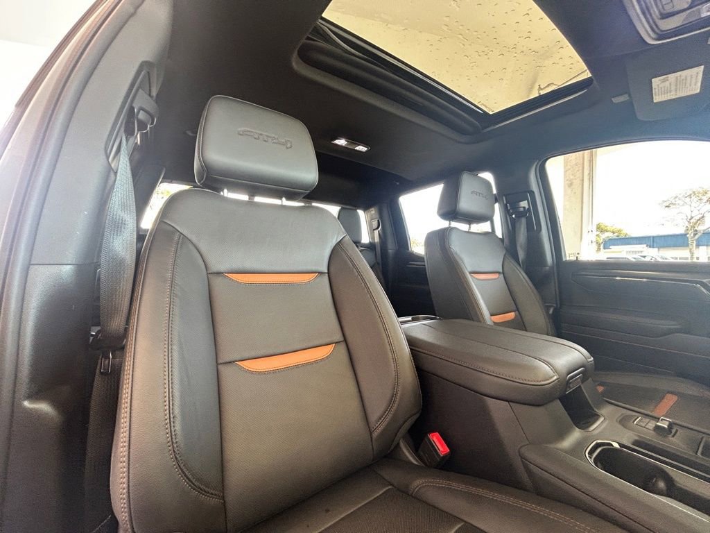 Used 2025 GMC Sierra 1500 AT4 w/ AT4 Premium Package image 33