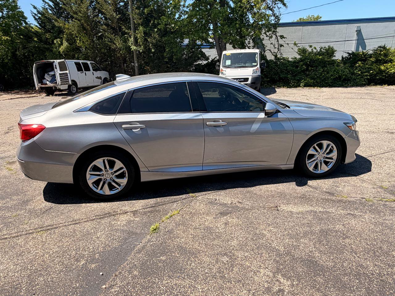 Used 2019 Honda Accord LX image 9