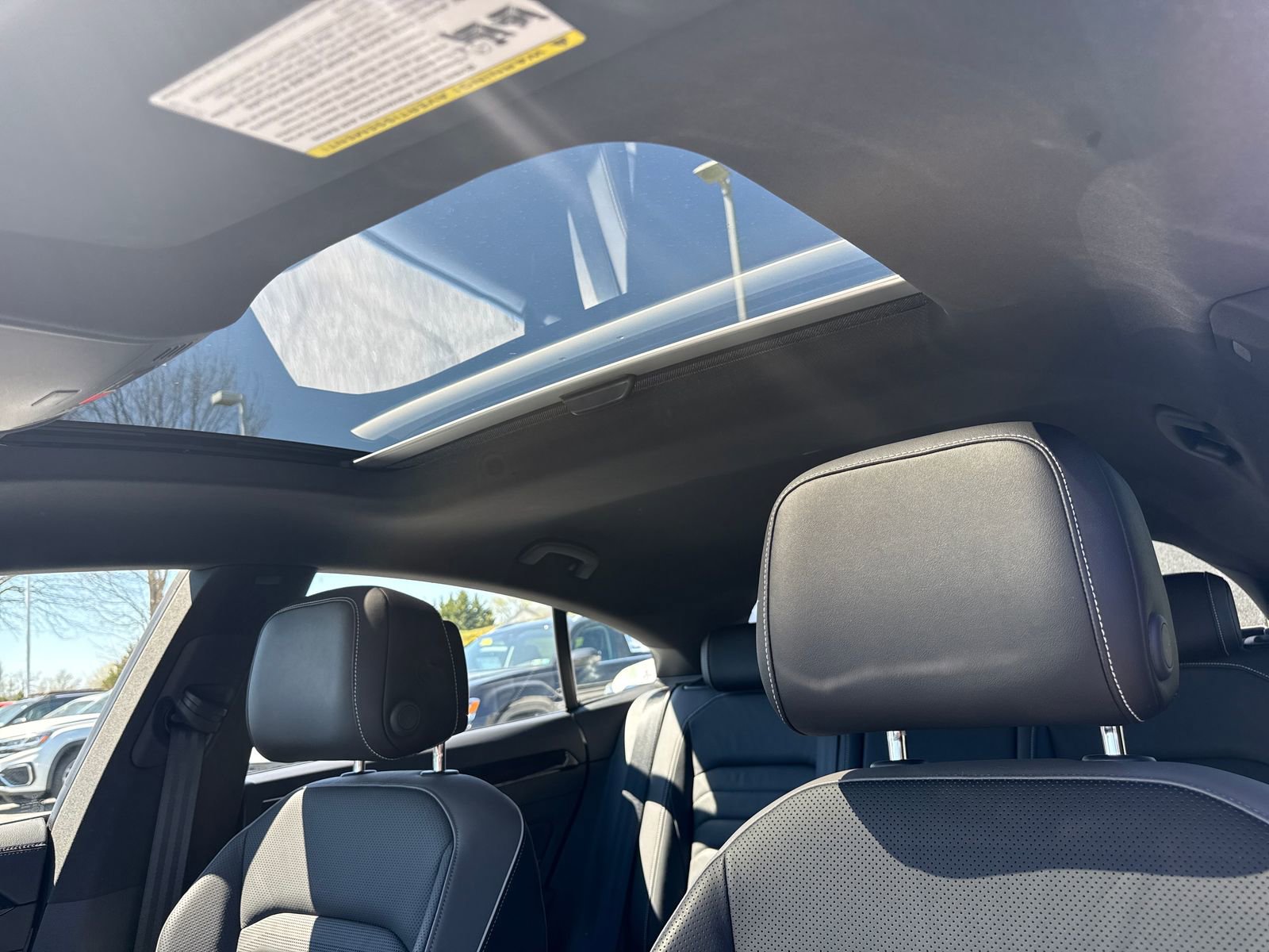 Certified 2023 Volkswagen Arteon SEL Premium AWD/4WD image 29
