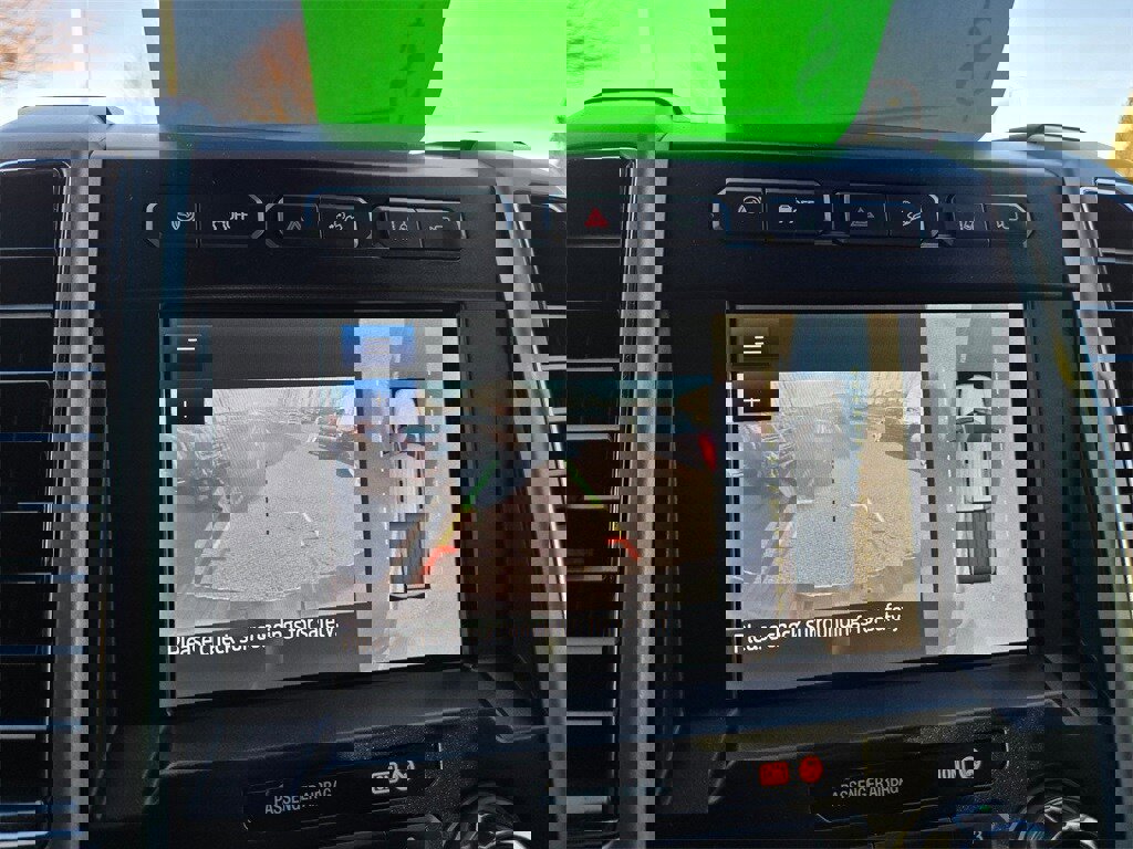 Used 2021 Ford F250 Lariat image 14