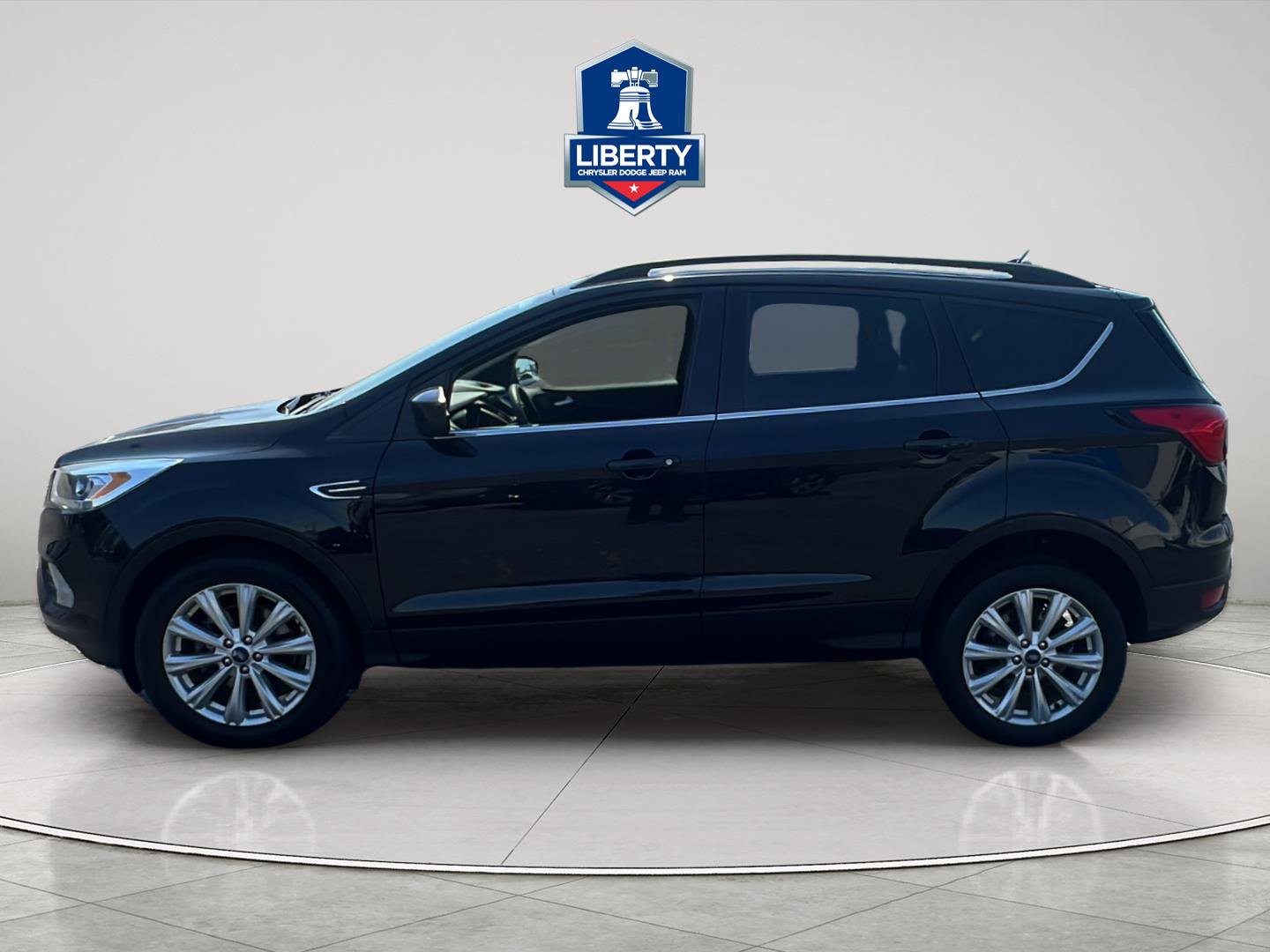 Used 2019 Ford Escape SEL AWD/4WD image 25