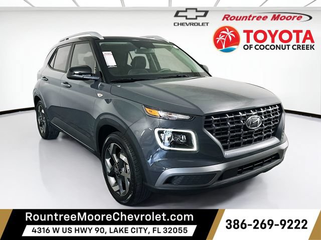 Used 2023 Hyundai Venue Limited w/ Cargo Package FWD image 1