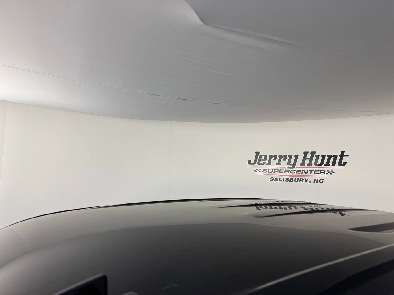 Used 2024 Chevrolet Silverado 1500 LTZ image 4