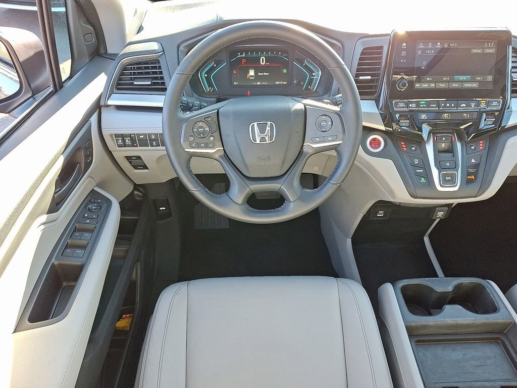 Used 2023 Honda Odyssey EX-L image 11