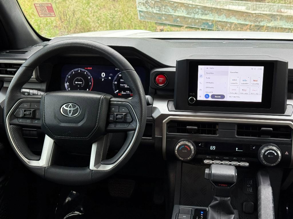 Used 2024 Toyota Tacoma TRD Off-Road image 17