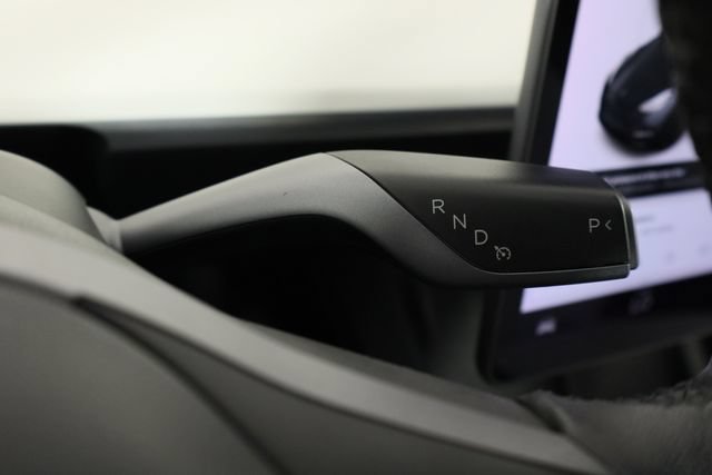 Used 2021 Tesla Model Y Long Range AWD/4WD image 11