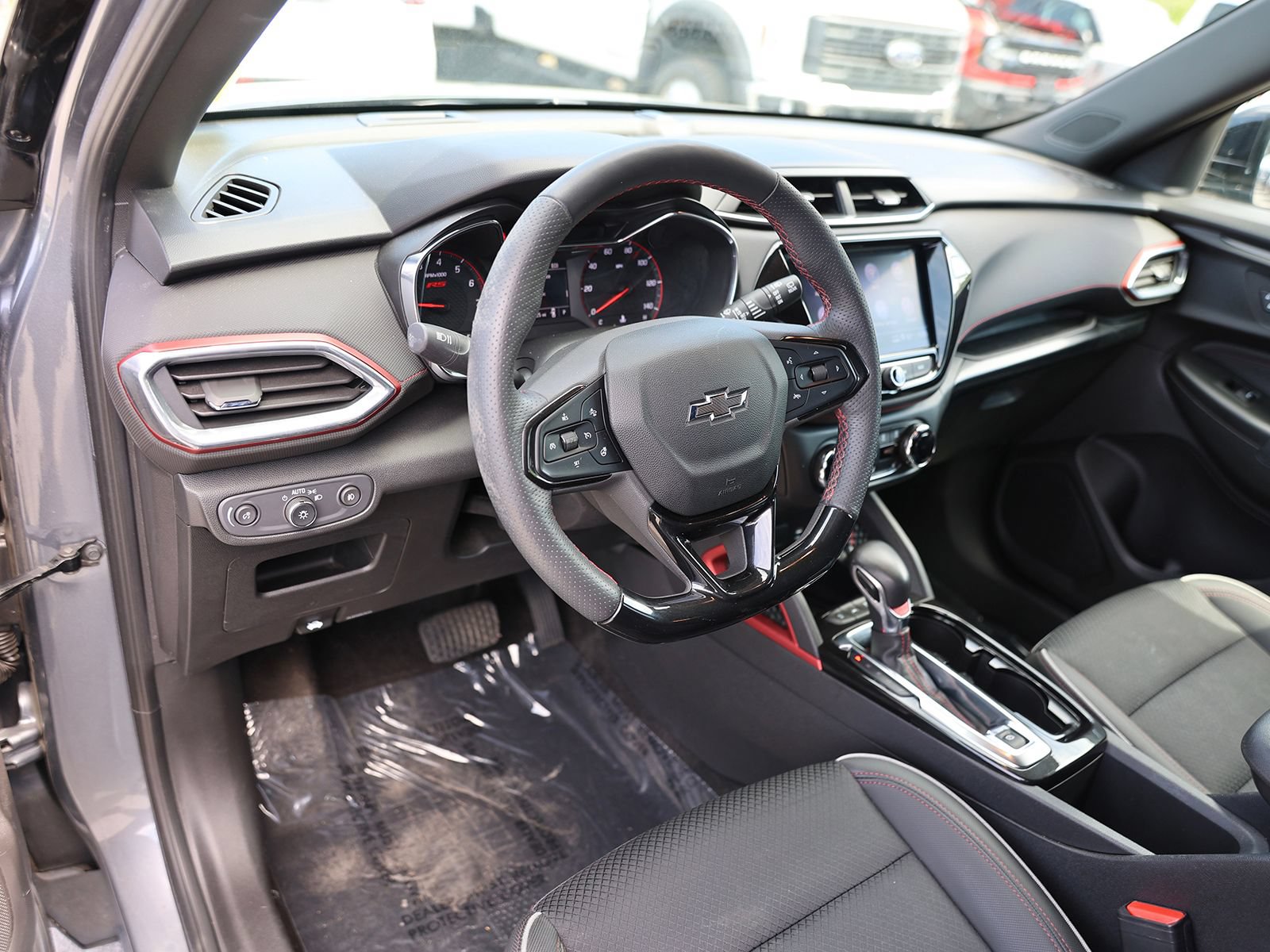 Used 2022 Chevrolet TrailBlazer RS w/ Sun and Liftgate Package AWD/4WD image 16