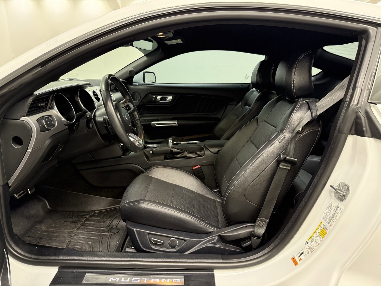 Used 2018 Ford Mustang GT Premium w/ Safe & Smart Package image 17