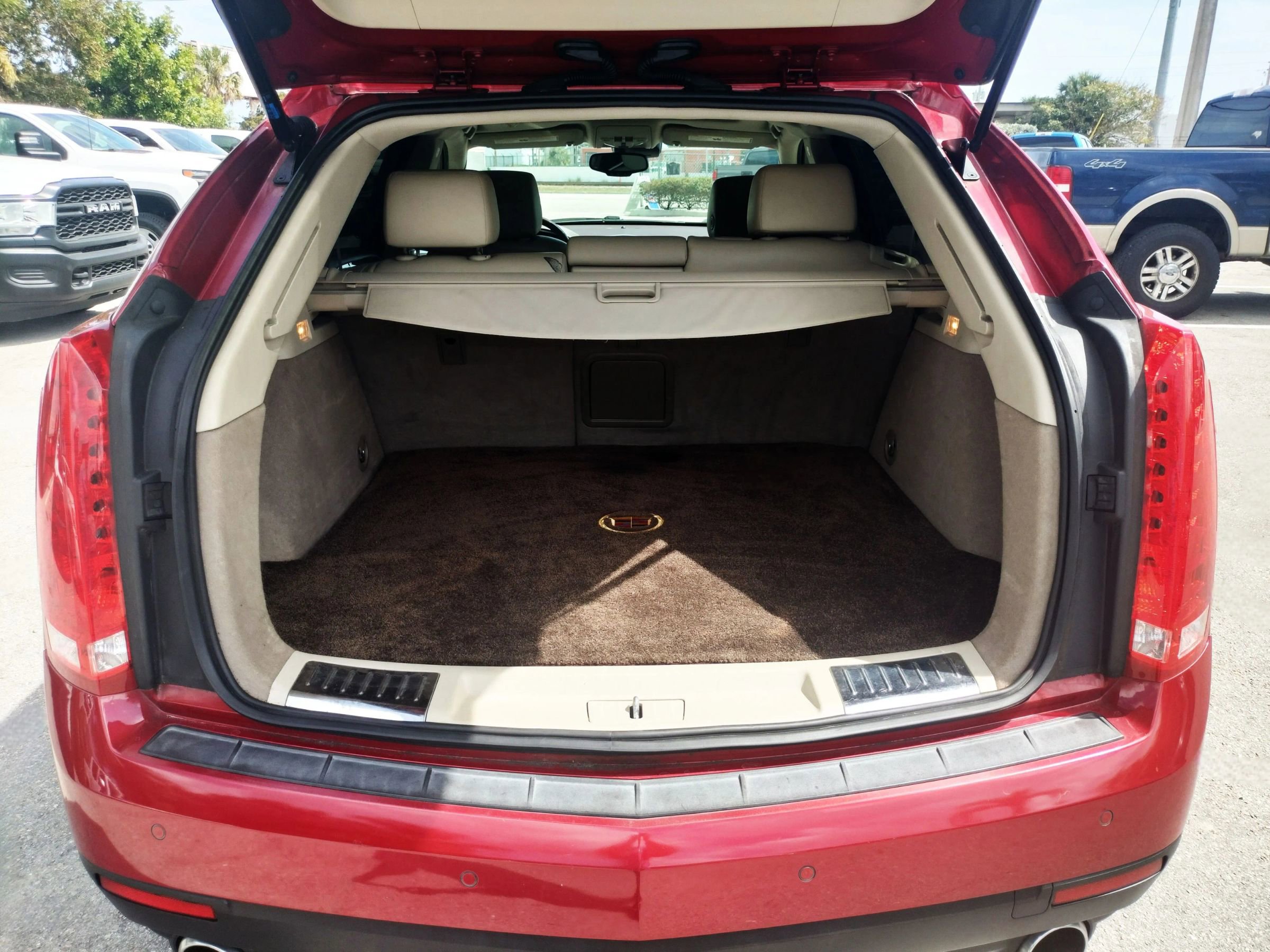 Used 2014 Cadillac SRX Premium image 7