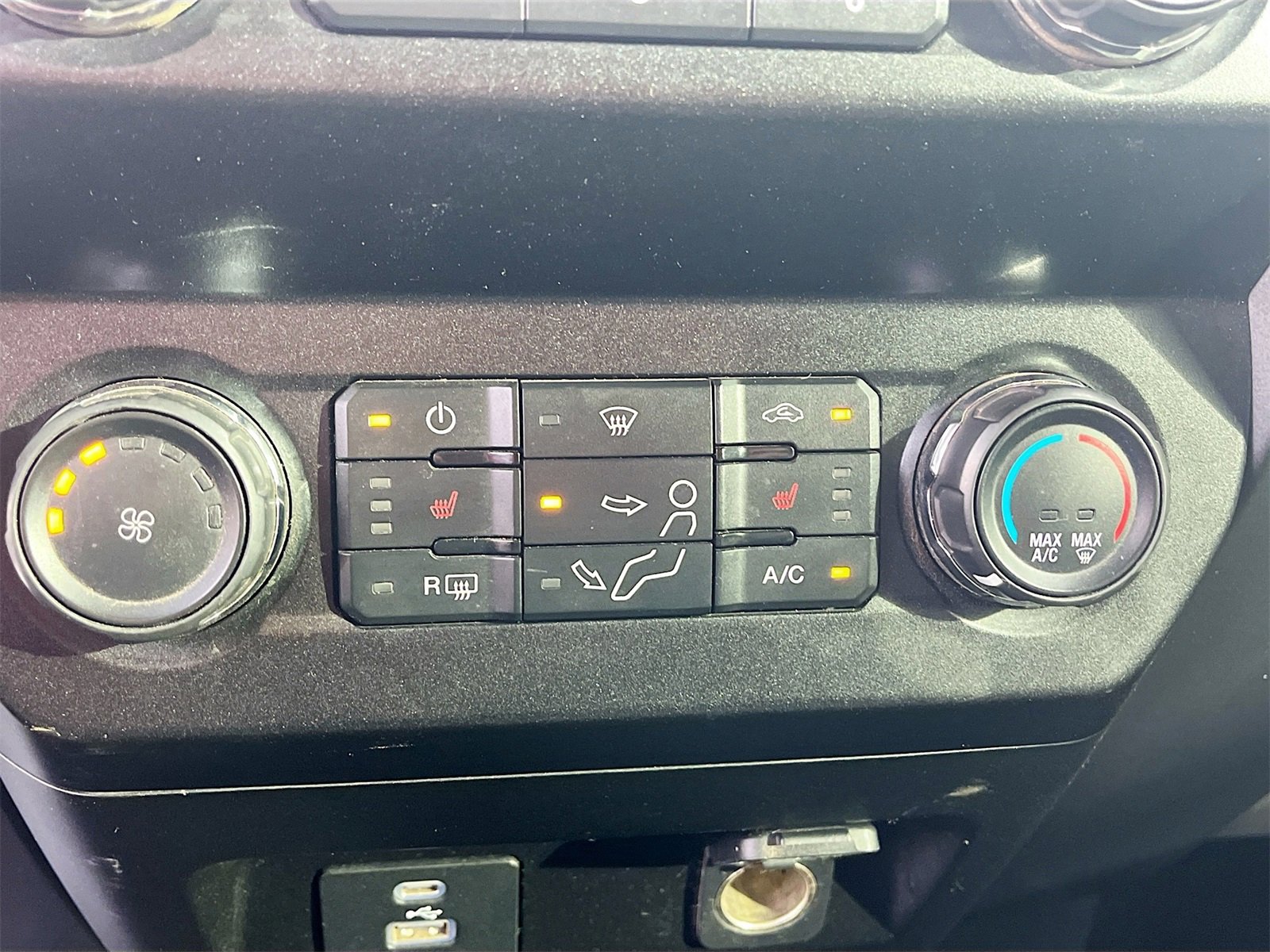 Used 2020 Ford F250 XLT w/ XLT Premium Package image 15