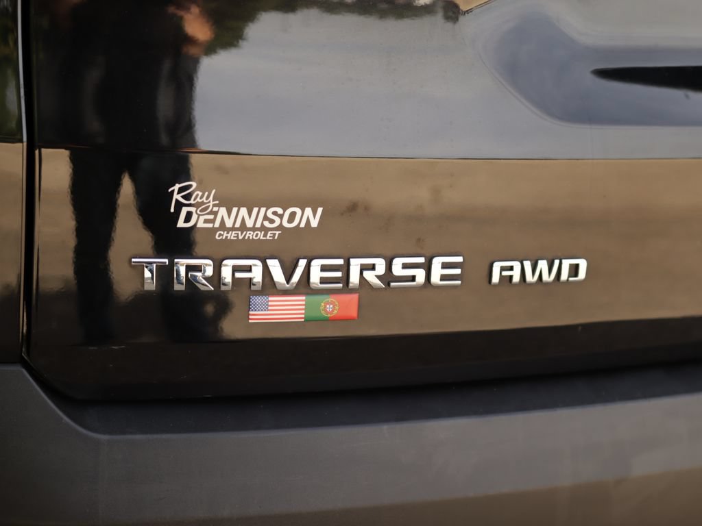Used 2023 Chevrolet Traverse LT AWD/4WD image 37
