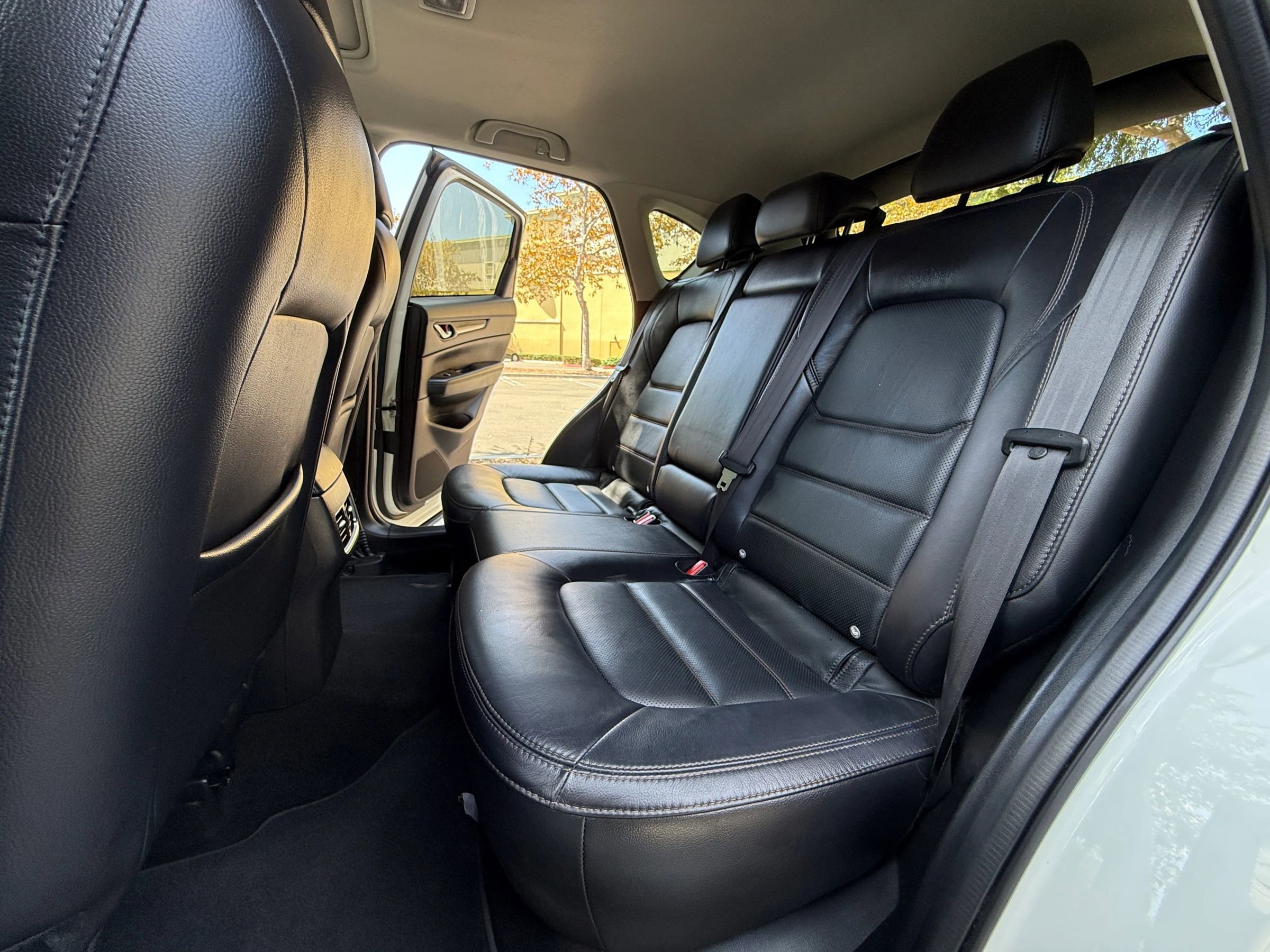 Used 2020 MAZDA CX-5 Touring FWD image 19