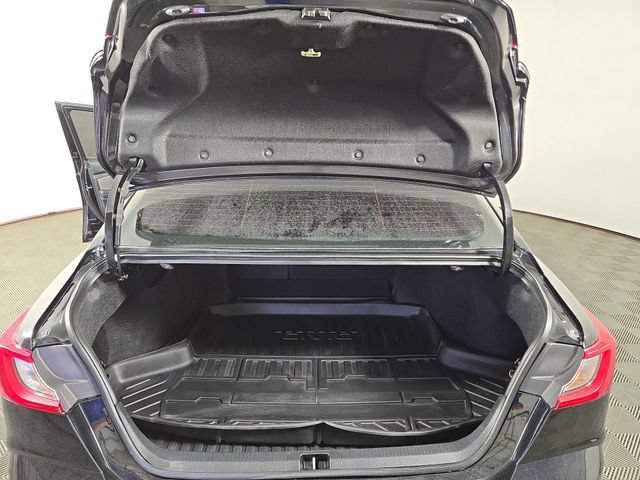 Used 2025 Toyota Camry LE FWD image 31