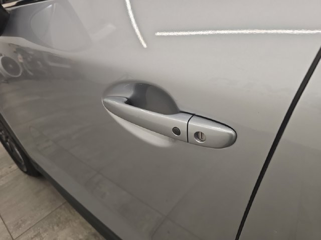 Used 2021 MAZDA CX-5 Touring FWD image 18