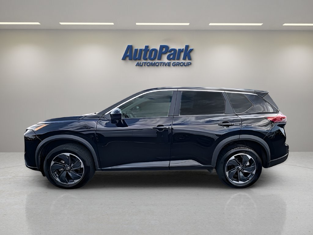 Used 2025 Nissan Rogue SV AWD/4WD image 4