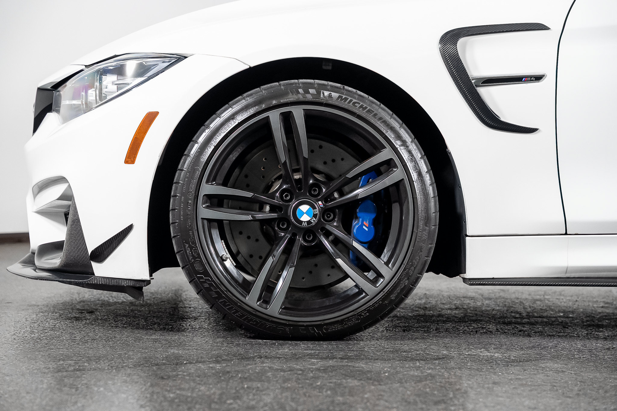 Used 2020 BMW M4 Coupe RWD image 16