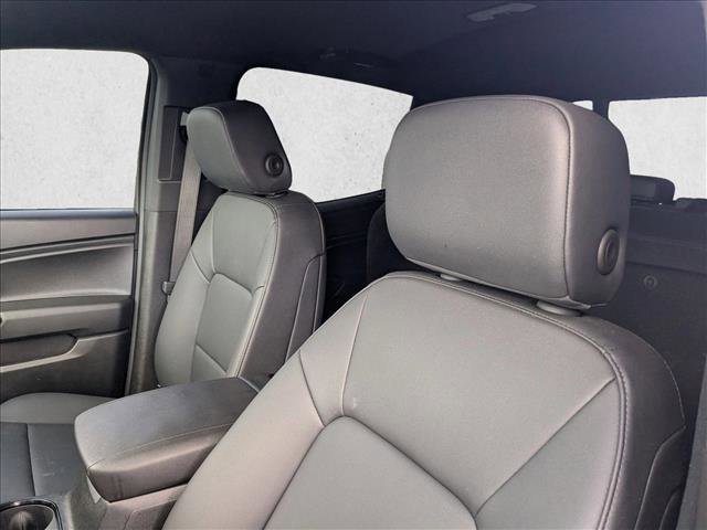 Used 2025 Chevrolet Colorado Trail Boss image 15