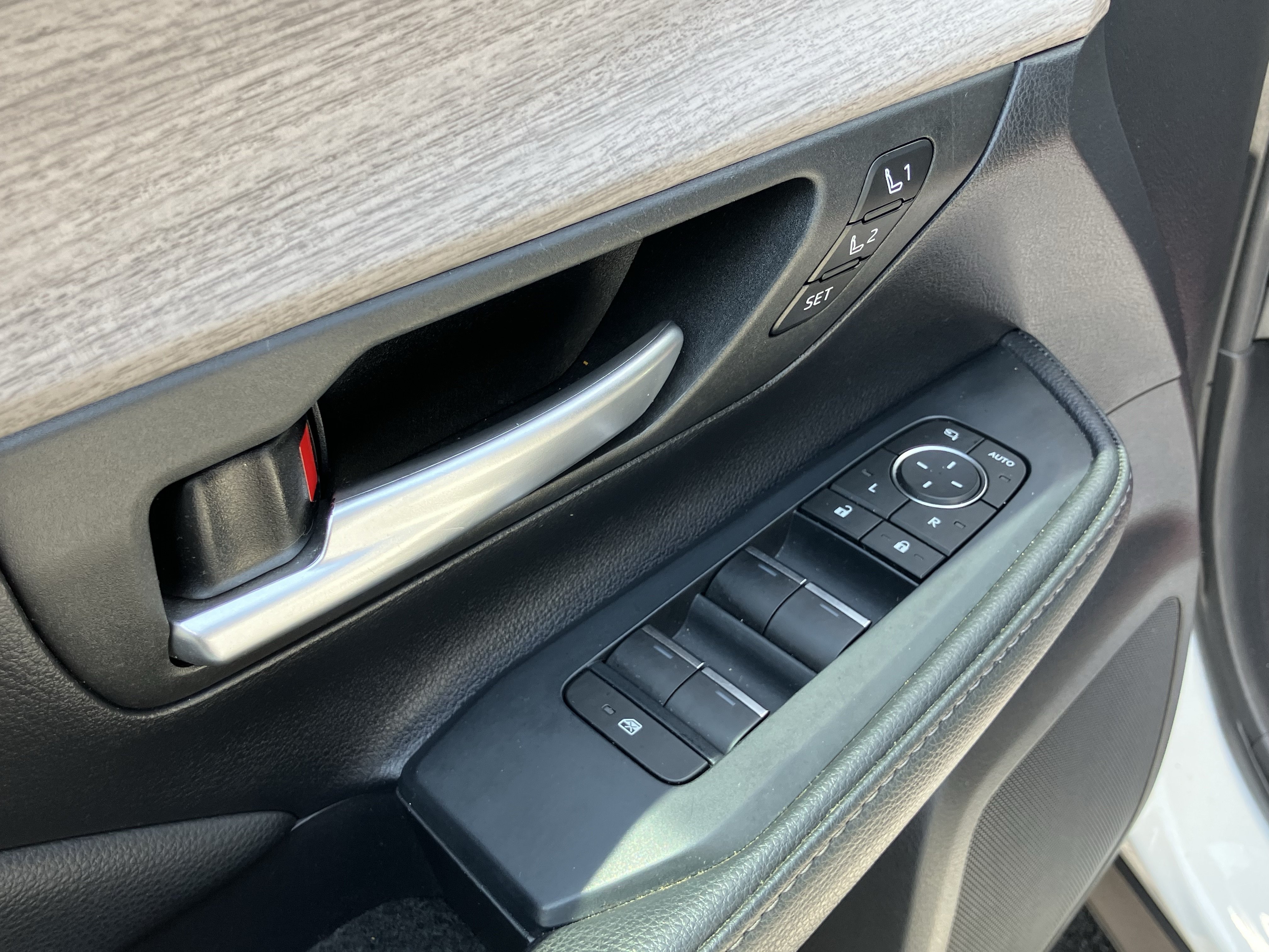 Used 2024 Toyota Grand Highlander FWD image 15