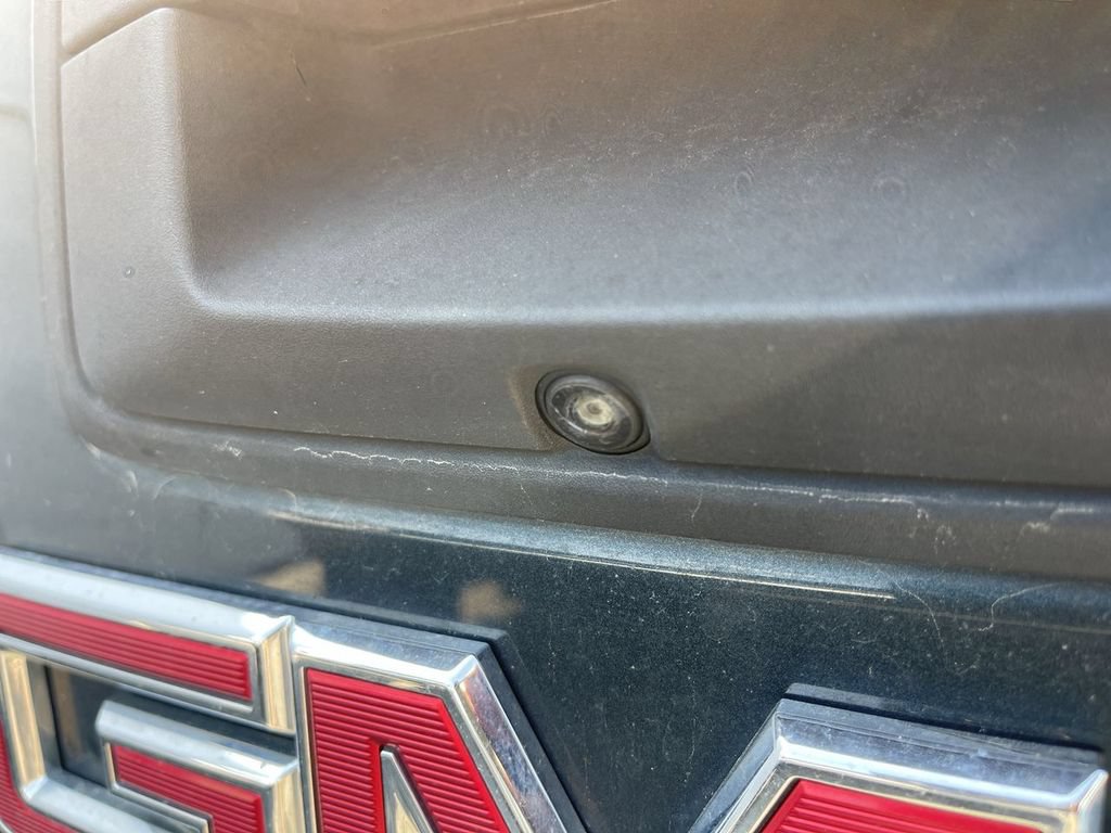 Used 2018 GMC Sierra 1500 SLE w/ Elevation Edition AWD/4WD image 9