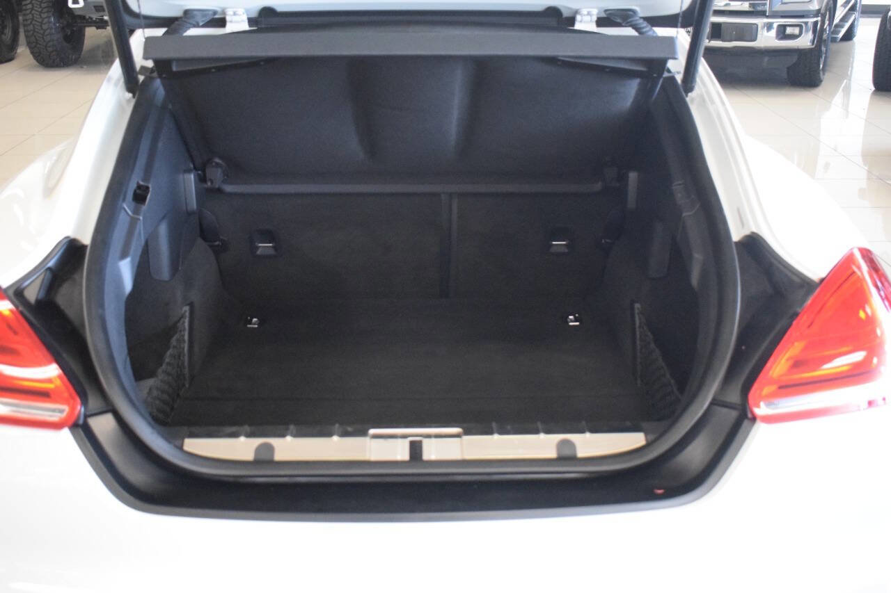 Used 2014 Porsche Panamera 4 image 27