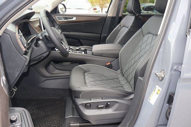 New 2026 Volkswagen Atlas SEL Premium R-Line image 12