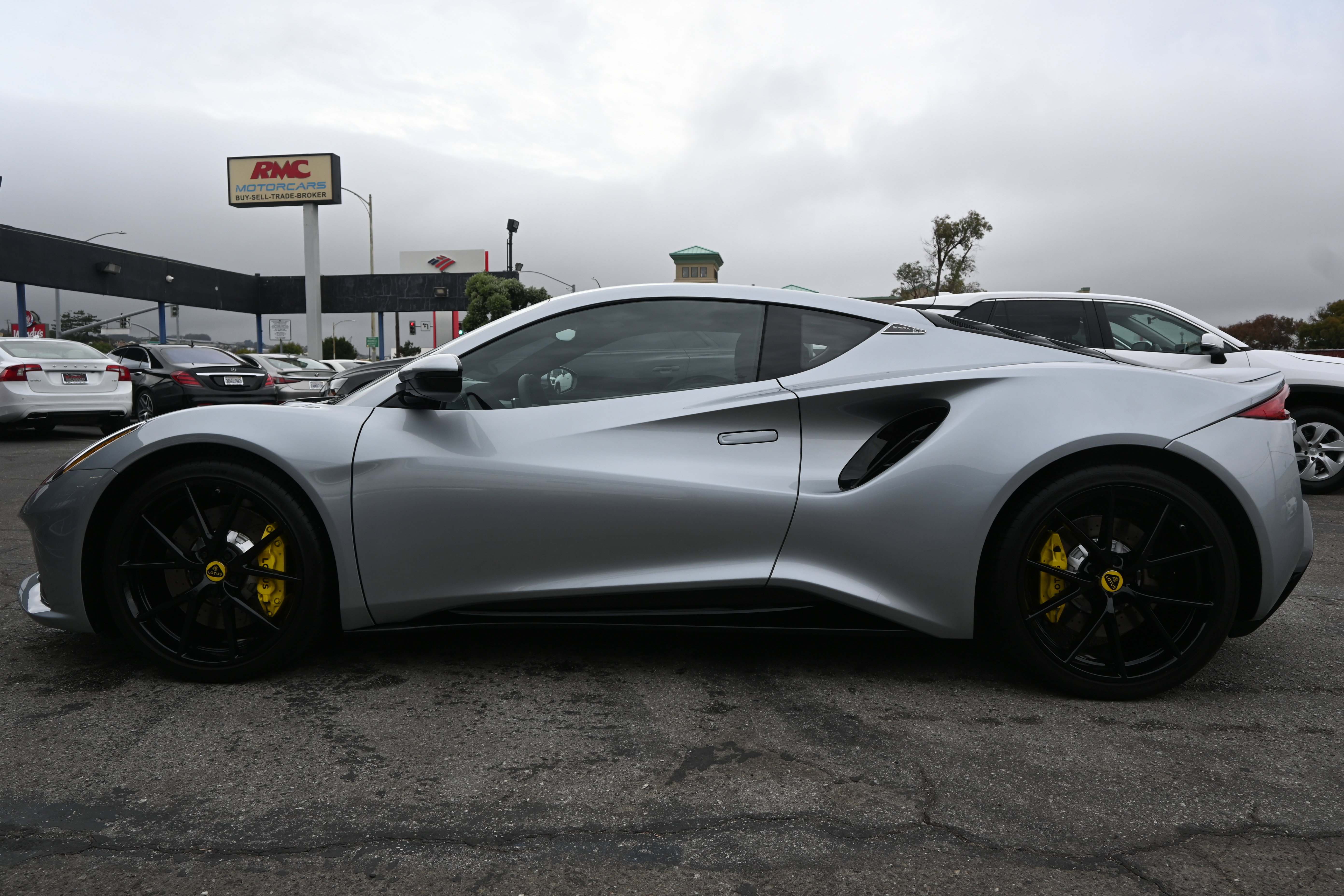 Used 2024 Lotus Emira First Edition image 2