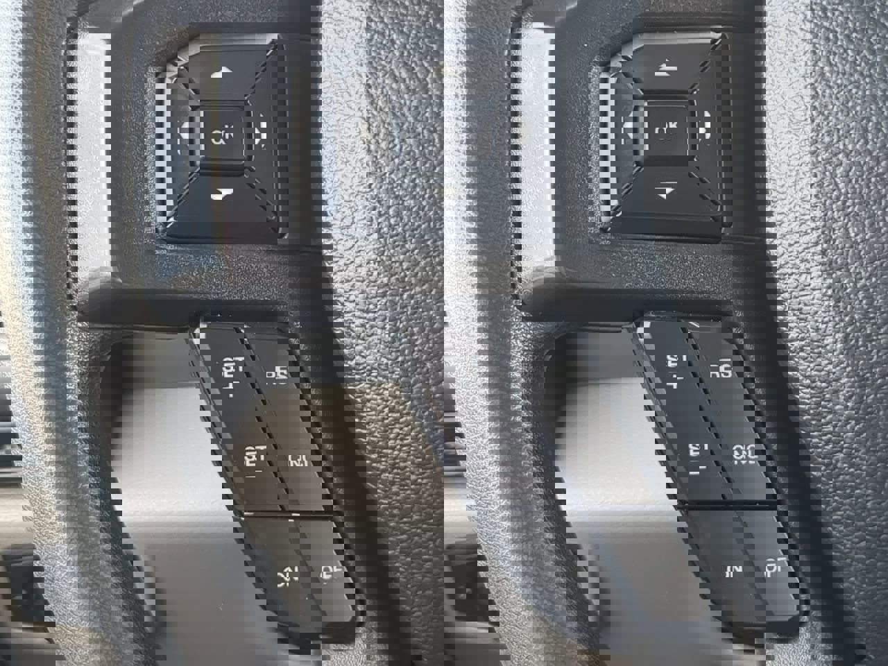 Used 2022 Ford F550 4x4 Crew Cab Super Duty w/ Power Equipment Group image 22