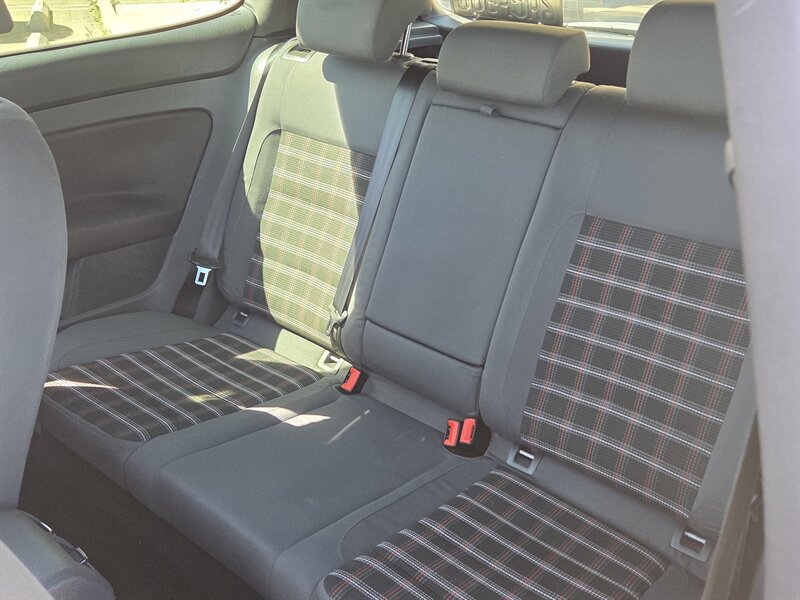 Used 2009 Volkswagen GTI 2-Door FWD image 9