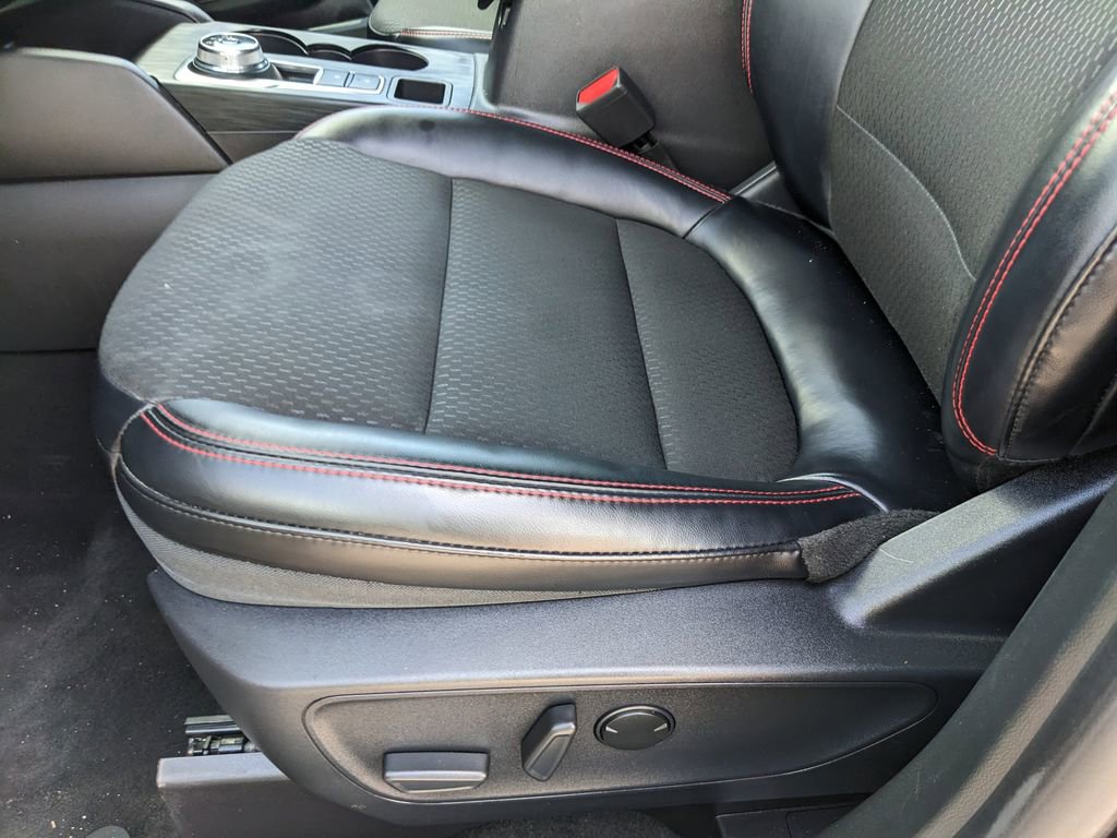 Used 2025 Ford Escape ST-Line Elite image 23